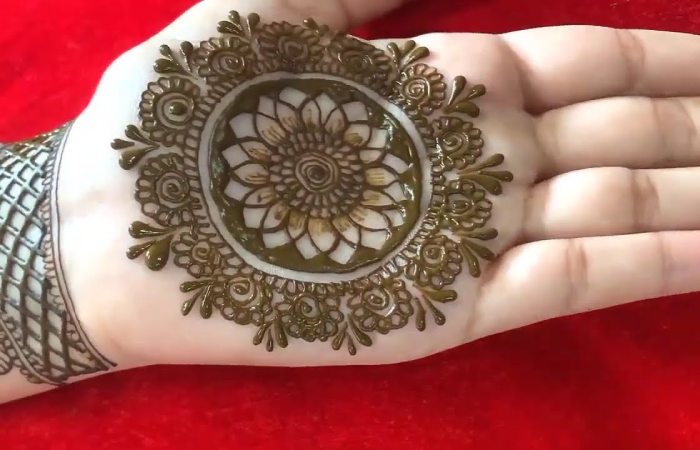 Hatheli Mehndi