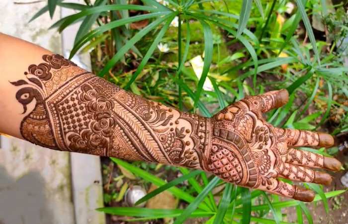 Henna Design Hand