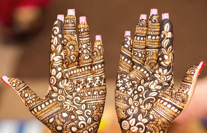 Mehndi Design For Palm