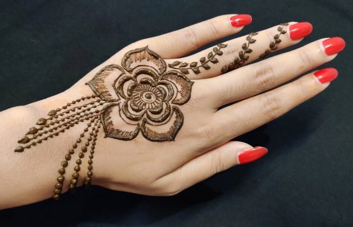 New Fancy Mehndi Designs