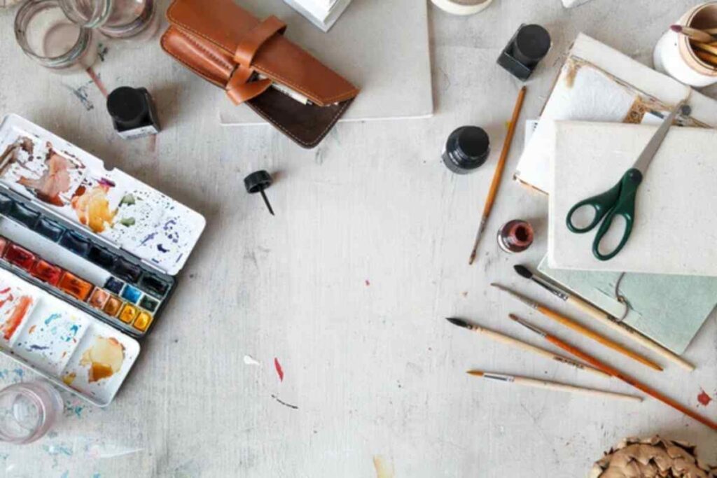 Crafting Success The Artistic Path to a Thriving Side Business